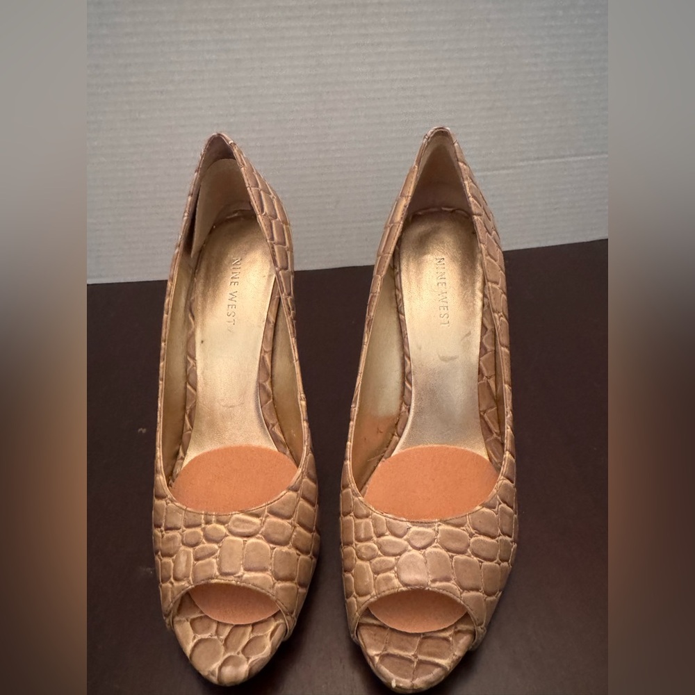 Nine West Tan Peep Toe Heels